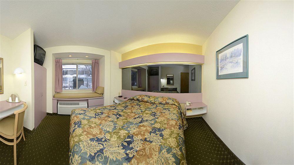 Americas Best Value Inn - East Syracuse Exterior foto